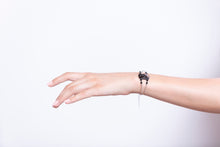 Kép betöltése a galériamegjelenítőbe: Éjfekete Spiralith Decent kollekció