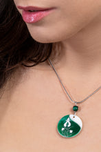 Kép betöltése a galériamegjelenítőbe: Smaragdzöld Tuliphen Decent nyaklánc