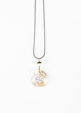 Kép betöltése a galériamegjelenítőbe: Holdfényezüst Gilnith Decent Nyaklánc