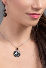 Kép betöltése a galériamegjelenítőbe: Éjfekete Tuliphen Decent szett