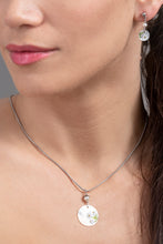 Kép betöltése a galériamegjelenítőbe: Nyárfehér Chamalis Decent szett