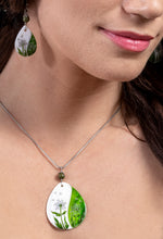 Load image into Gallery viewer, Lawn Green Tharaniel Diva set