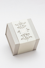 Kép betöltése a galériamegjelenítőbe: Bársonykék Tuliphen karkötő