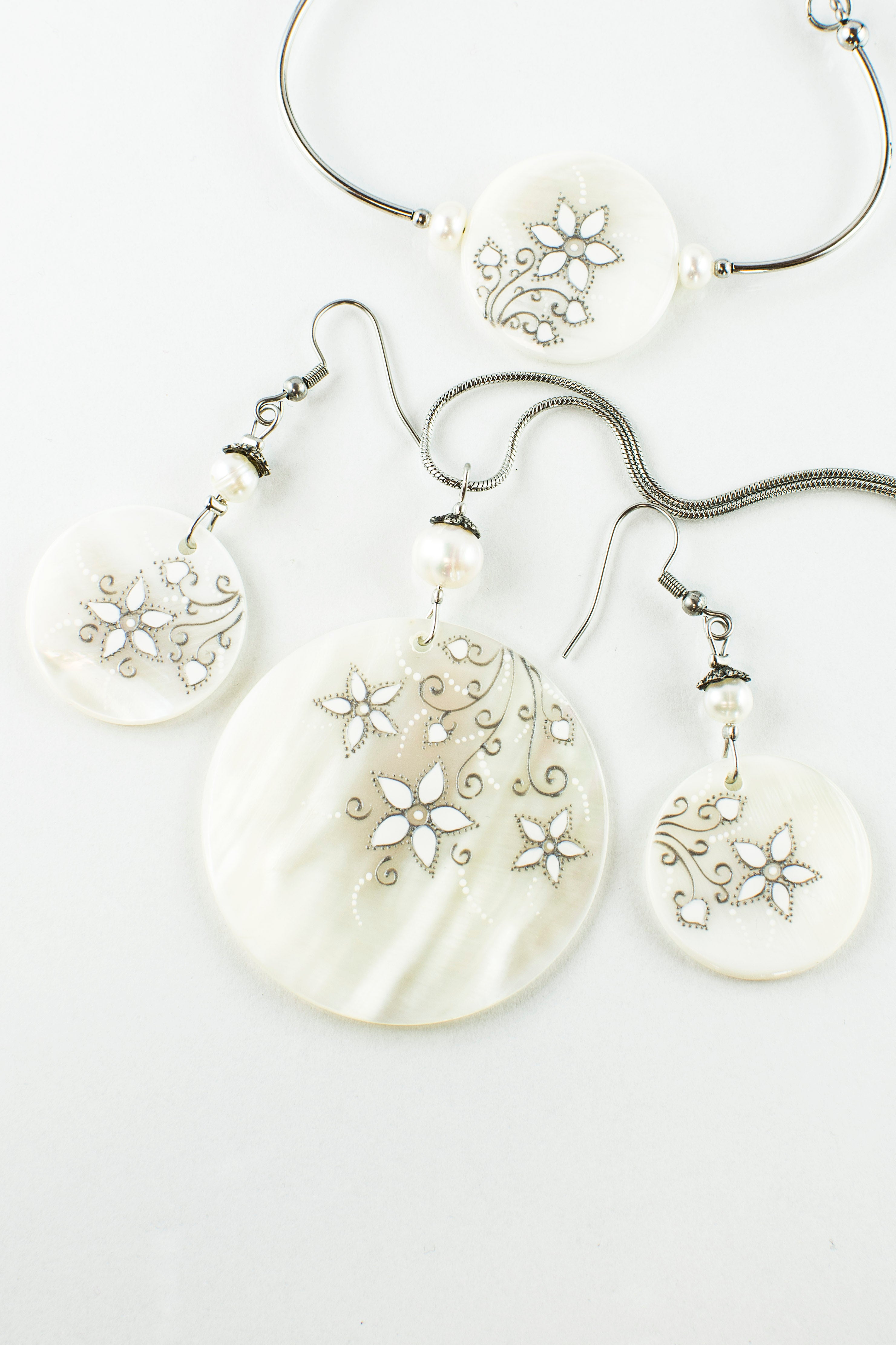 Moonlight Silver Gilnith Diva collection