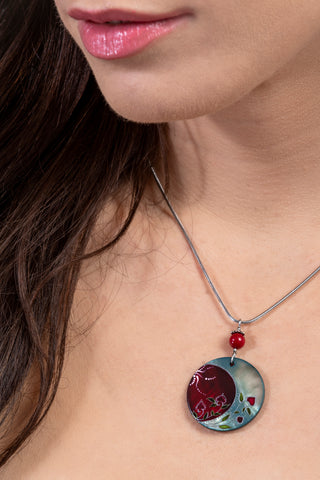 Cherry red Solina Decent necklace