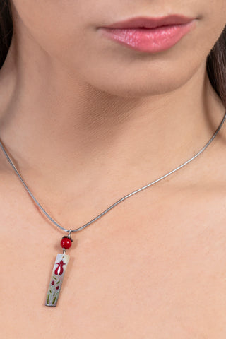 Cherry Red Tuliphen Decent necklace