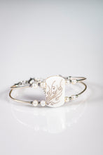 Load image into Gallery viewer, Moonlight Silver Spiralith bracelet
