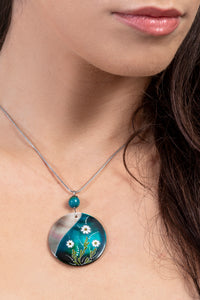 Aqua Sea Chamalis Diva necklace