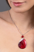 Load image into Gallery viewer, Spiralith Diva necklace with teardrop shaped pendant
