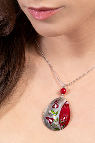 Cherry Red Tuliphen Diva necklace