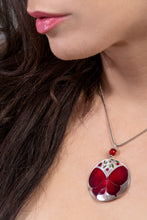 Load image into Gallery viewer, Cherry Red Laelleth Diva necklace
