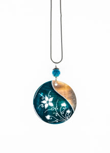 Lagoon Blue Gilnith Diva necklace